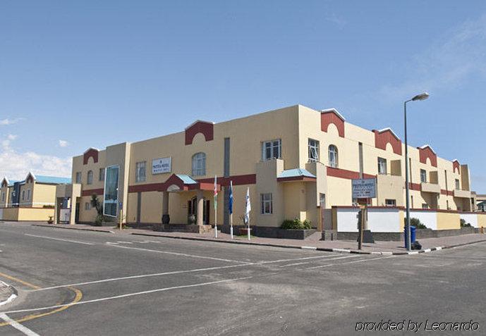 Protea Hotel By Marriott Walvis Bay Indongo Экстерьер фото