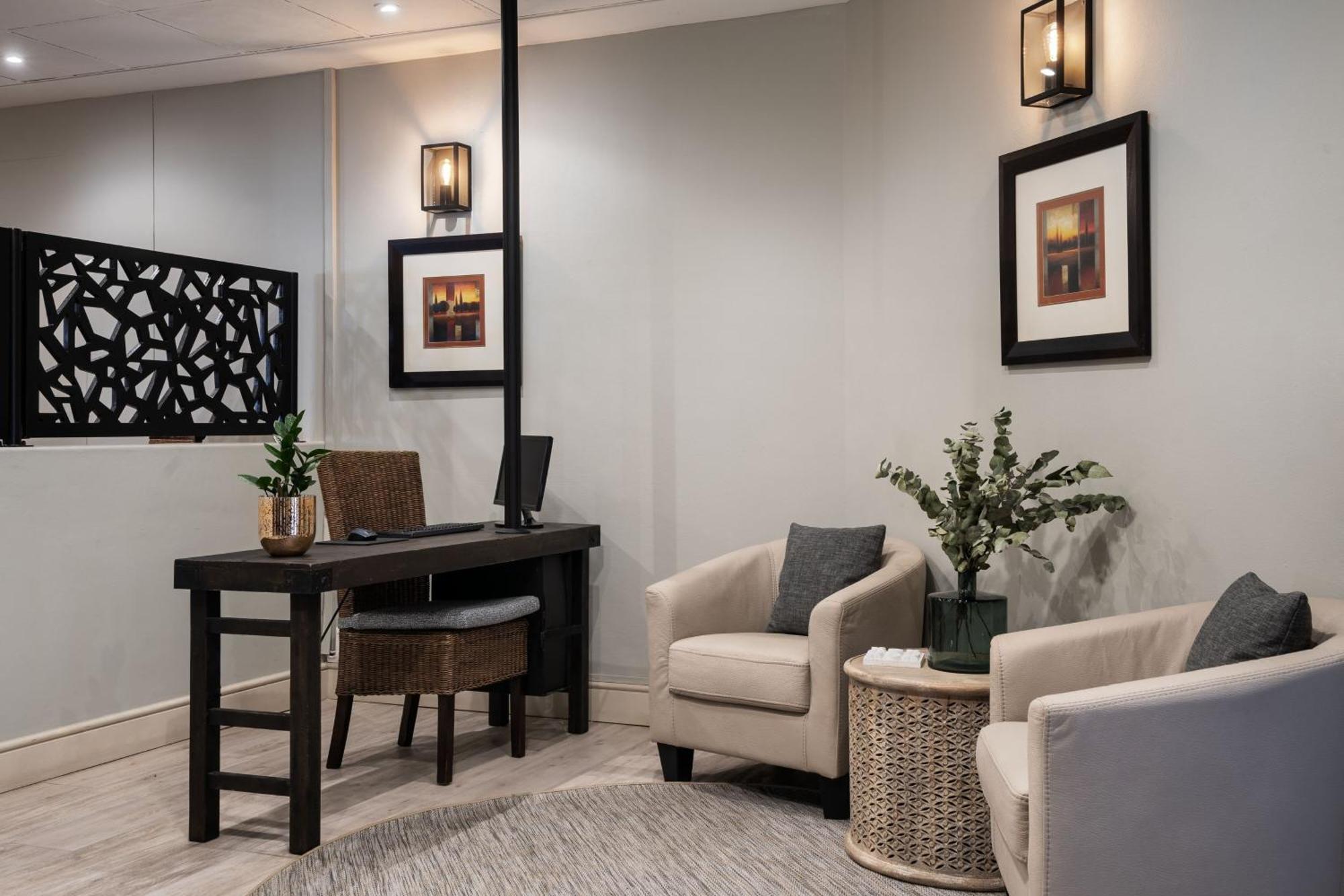 Protea Hotel By Marriott Walvis Bay Indongo Экстерьер фото