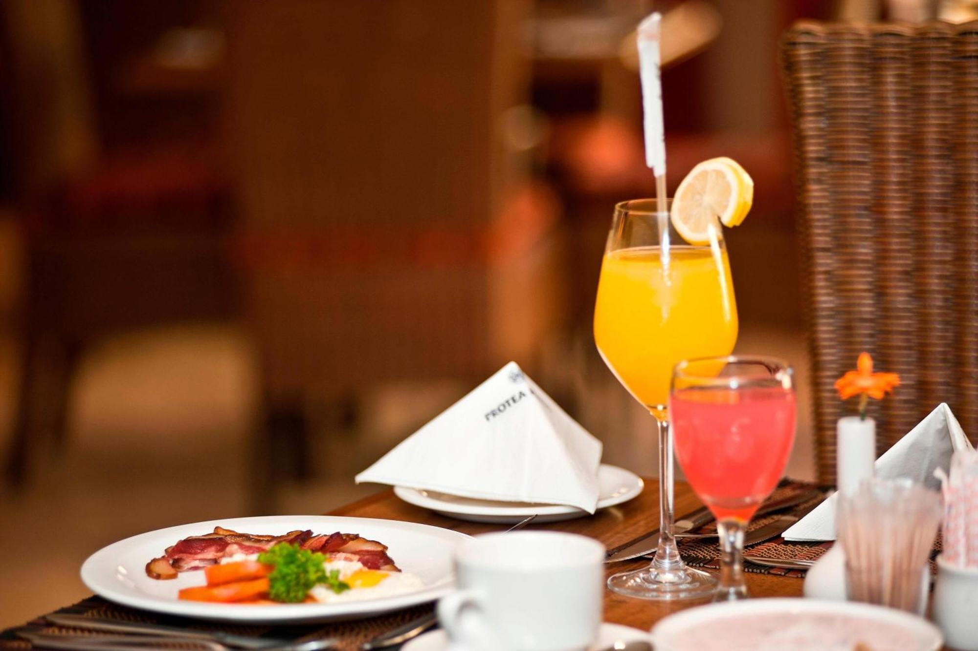 Protea Hotel By Marriott Walvis Bay Indongo Экстерьер фото
